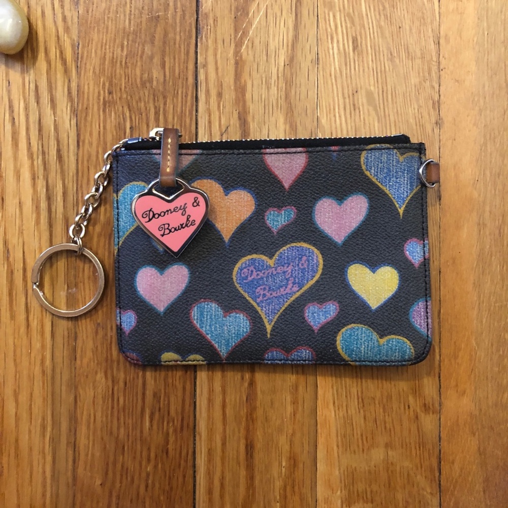 SALE ☘️🍍🦄 Dooney & Bourke coin wristlet - Picture 2 of 8